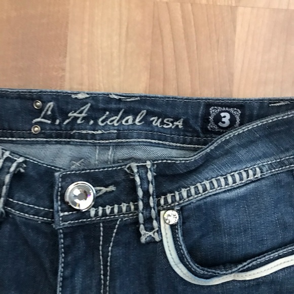 LA Idol BootCut Jean Size 3 - Picture 2 of 4